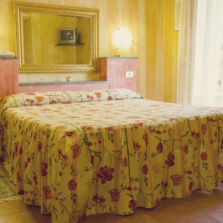 Hotel Centrale Viterbe Extérieur photo