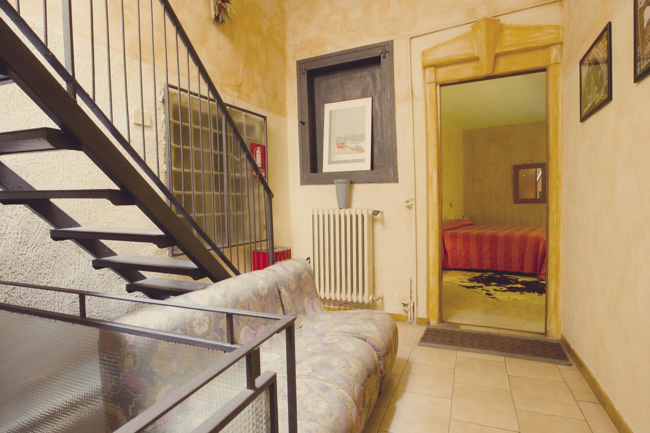 Hotel Centrale Viterbe Extérieur photo